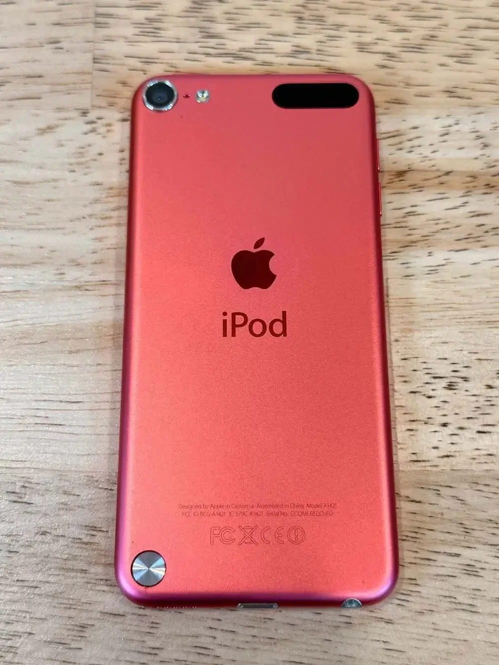 Apple iPod Touch 5th Generation 32GB Pink (Model A1421)